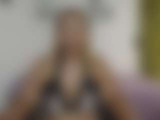 Live cam show with Renata salinas - Granny MILF on Streamer API