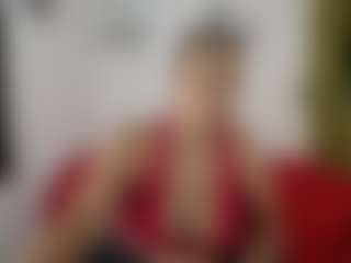Live cam show with Renata salinas - Mature on SmokeAndPoke