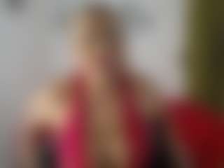 Live cam show with Renata salinas - Blonde Hair on boobsie.com