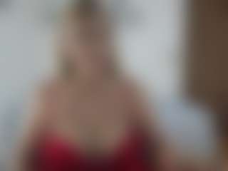 Live cam show with Renata salinas - Brown Eyes Mature on sexylive.show