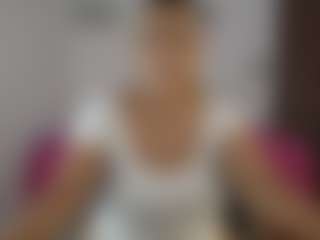 Renata salinas MILF webcam performer live streaming