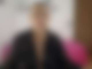 Renata salinas MILF webcam performer live streaming