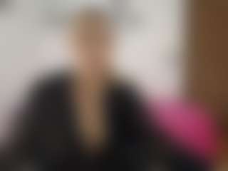 Live cam show with Renata salinas - Ahegao on TeamSkeetLive