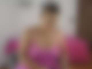 Live cam show with Renata salinas - Granny Blonde Hair on Milfs Live