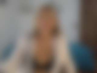 Live cam show with Renata salinas - Granny Blonde Hair on Strip Flash - Live Sex Shows