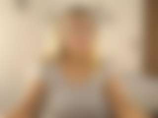 Live cam show with Renata salinas - Blonde Hair on camwithhim.com