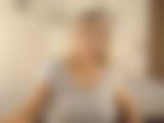Live cam show with Renata salinas - Butt Plug on milfzrlive.com