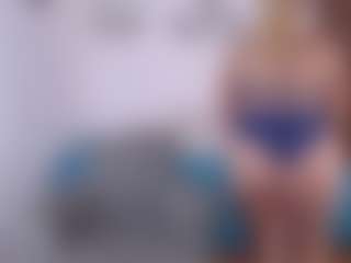 Live cam show with Renata salinas - Blonde Hair on alttransgirls