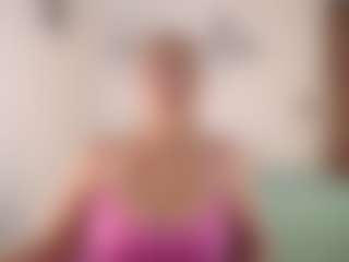 Renata salinas's Live Sex Cam Show