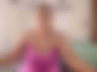 Live cam show with Renata salinas - Granny on Camsoda