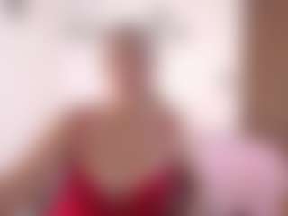 Live cam show with Renata salinas - Blonde Hair MILF on ObeyMaria