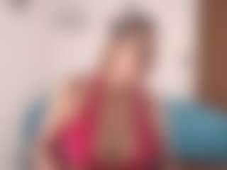 Renata salinas MILF webcam performer live streaming