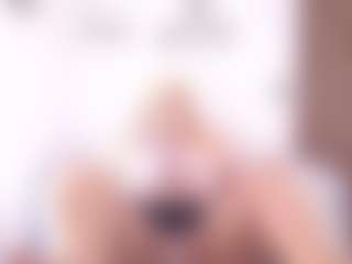 Live cam show with Renata salinas - Blonde Hair on studioflirtlive.com