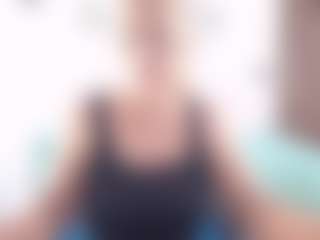 Live cam show with Renata salinas - Blonde Hair on SinfulBabes