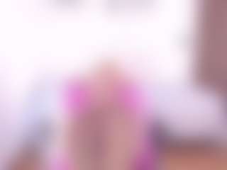 Live cam show with Renata salinas - Cum Curvy on Camsoda