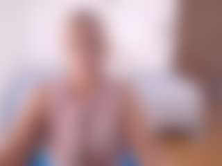 Live cam show with Renata salinas - Granny Blonde Hair on camwithhim.com