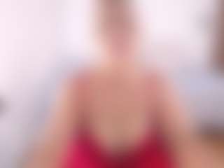 Live cam show with Renata salinas - Granny Blonde Hair on crypto-cams