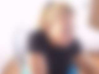 Live cam show with Renata salinas - Blonde Hair on CamwithHer
