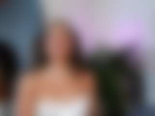 Live cam show with samy Gomez - Strip on StripNow