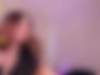 Live cam show with Susan - Brown Eyes Red Hair on StripNow