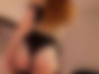 Live cam show with Susan - Brown Eyes Red Hair on Pornisteam.com