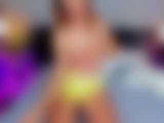 Adoralynn's Live Sex Cam Show