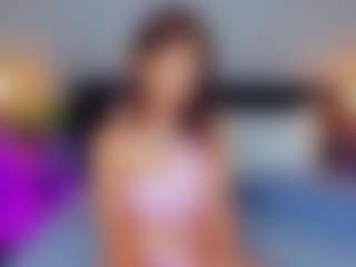 Live cam show with Adoralynn - Blonde Hair HD on sexylive.show