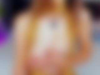 Live cam show with Adoralynn - Squirt Teen (18+) on xDating