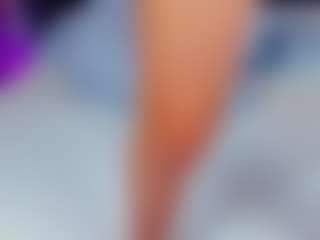 Live cam show with Adoralynn - Latina Teen (18+) on galaxygirlnitro.com
