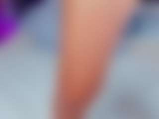 Live cam show with Adoralynn - Skinny Teen (18+) on TottyGirls