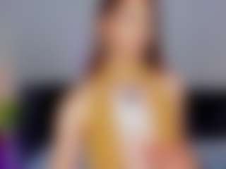 Live cam show with Adoralynn - Big Ass Latina on Livezox