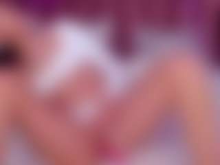 Adoralynn's Live Sex Cam Show