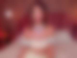 Live cam show with Adoralynn - Lovense Latina on Lustler