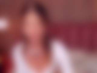 Live cam show with Adoralynn - Skinny on Camsoda