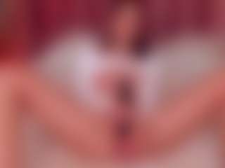 Live cam show with Adoralynn - Small Tits on Camsoda