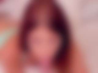 Live cam show with Adoralynn - Double Penetration on Camsoda