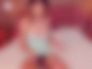 Live cam show with Adoralynn - Deepthroat on CamwithHer