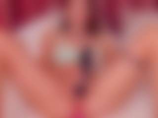 Live cam show with Adoralynn - Vr on Milfs Live