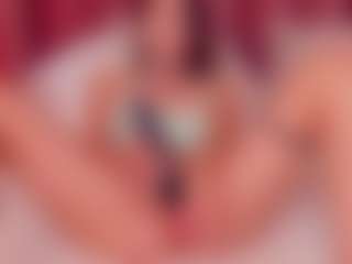 Live cam show with Adoralynn - Double Penetration on Camsoda