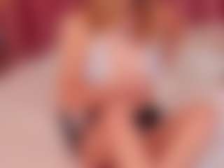 Live cam show with Adoralynn - Petite Teen (18+) on Camsoda