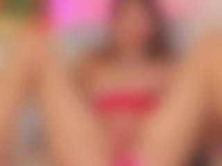 Live cam show with Adoralynn - Average on https://playwithruby.com