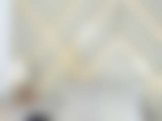 Live cam show with Sara - Body Massage on livesuperchat.net