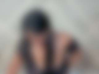 Live cam show with Sara - Body Massage on xxxlivecams.org