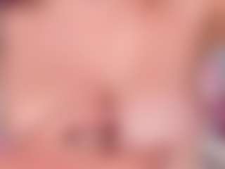 Live cam show with Chloe - Squirt on galaxygirlnitro.com