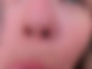 Chloe's Live Sex Cam Show