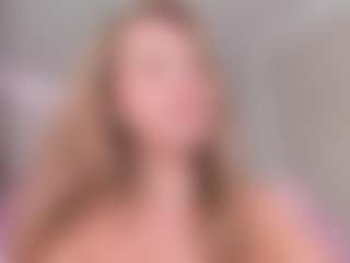 Chloe's Live Sex Cam Show