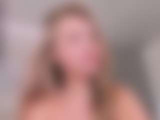 Chloe's Live Sex Cam Show