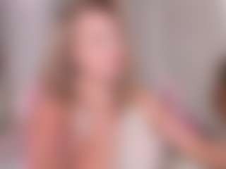 Chloe's Live Sex Cam Show