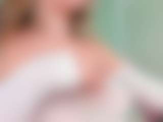 Chloe's Live Sex Cam Show