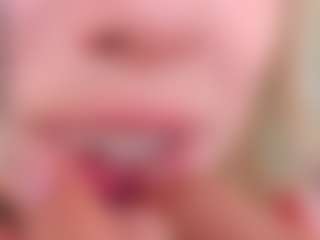 Chloe's Live Sex Cam Show